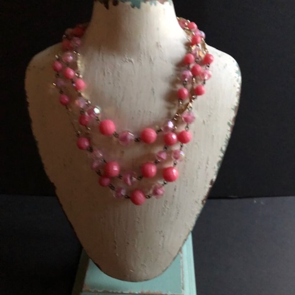Vintage Multi-Strand Pretty Pink Purple Iridescent Beaded Necklace